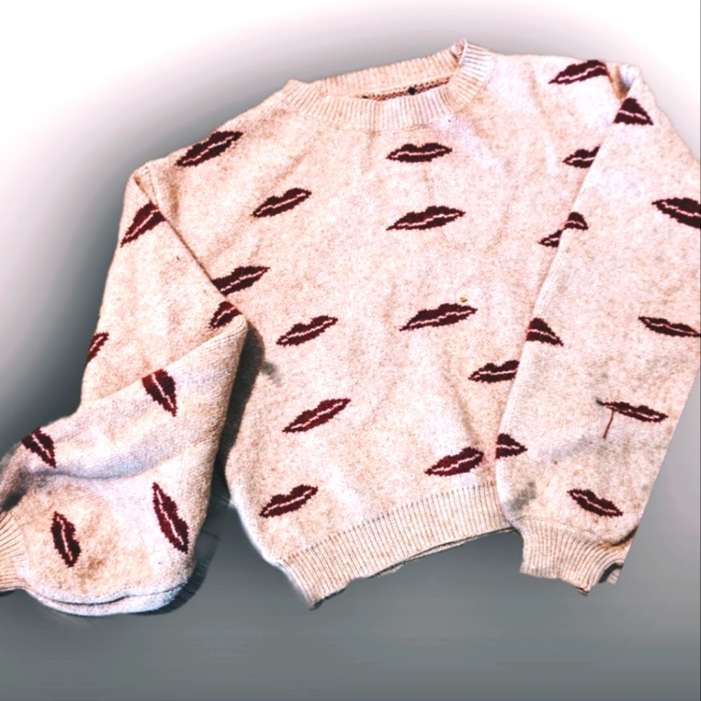 New Dolls Kill Cropped Sweater